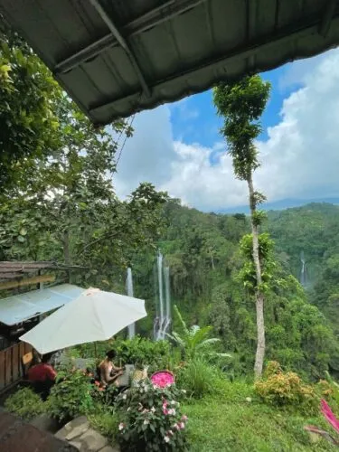 Traditional Canang Sari Offering